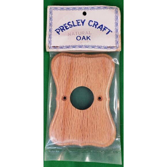 Presley Craft Natural Oak Wood Wall Plate Cover Single #88 USA - Picture 1 of 3
